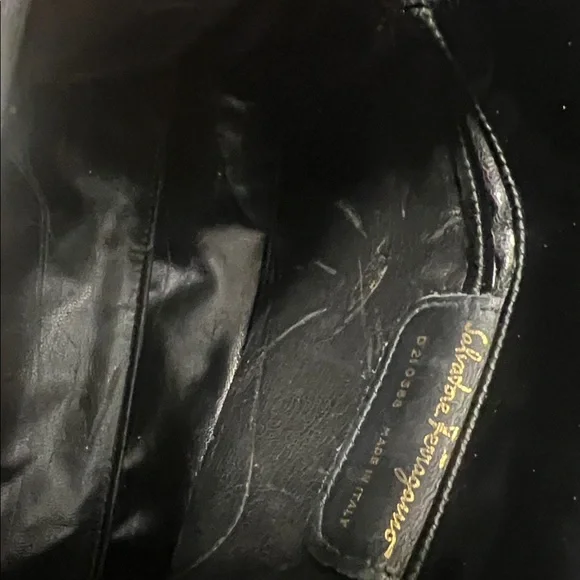 Salvatore Ferragamo vintage  Black Patent Leather crossbody with Gold Accent - Picture 2 of 4